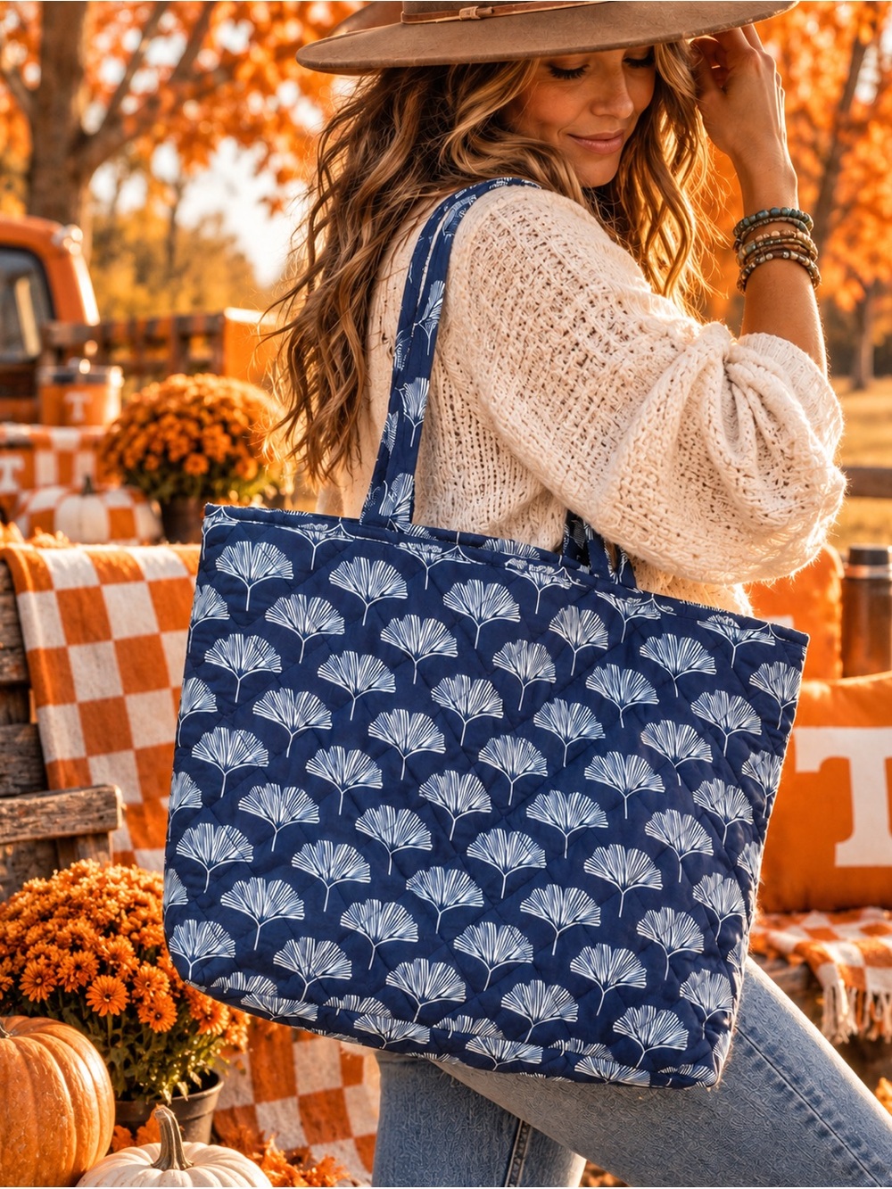 Draper James Navy Blue Ginkgo Leaf Quilted Cotton Tote Bag Preppy Coastal
